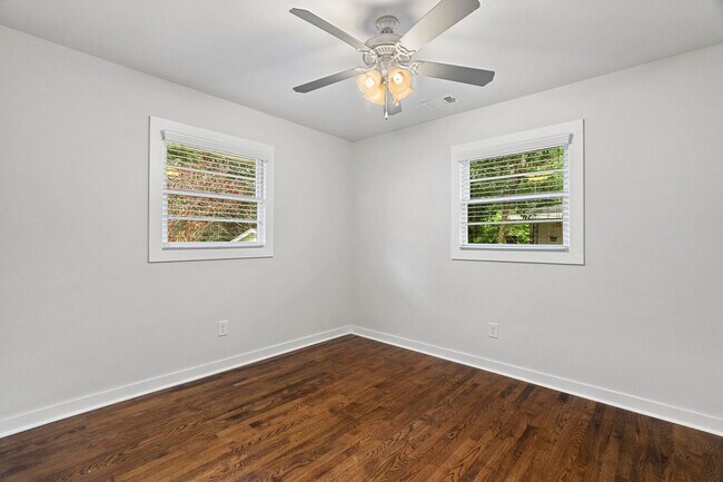 Foto del edificio - 804 Steven St