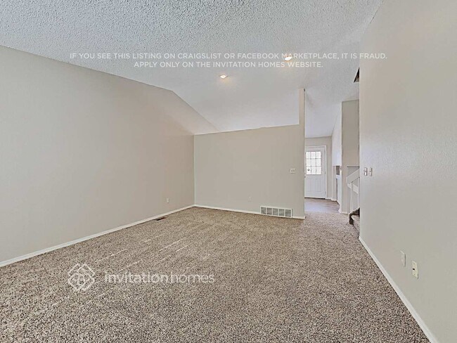 Foto del edificio - 899 Daffodil St