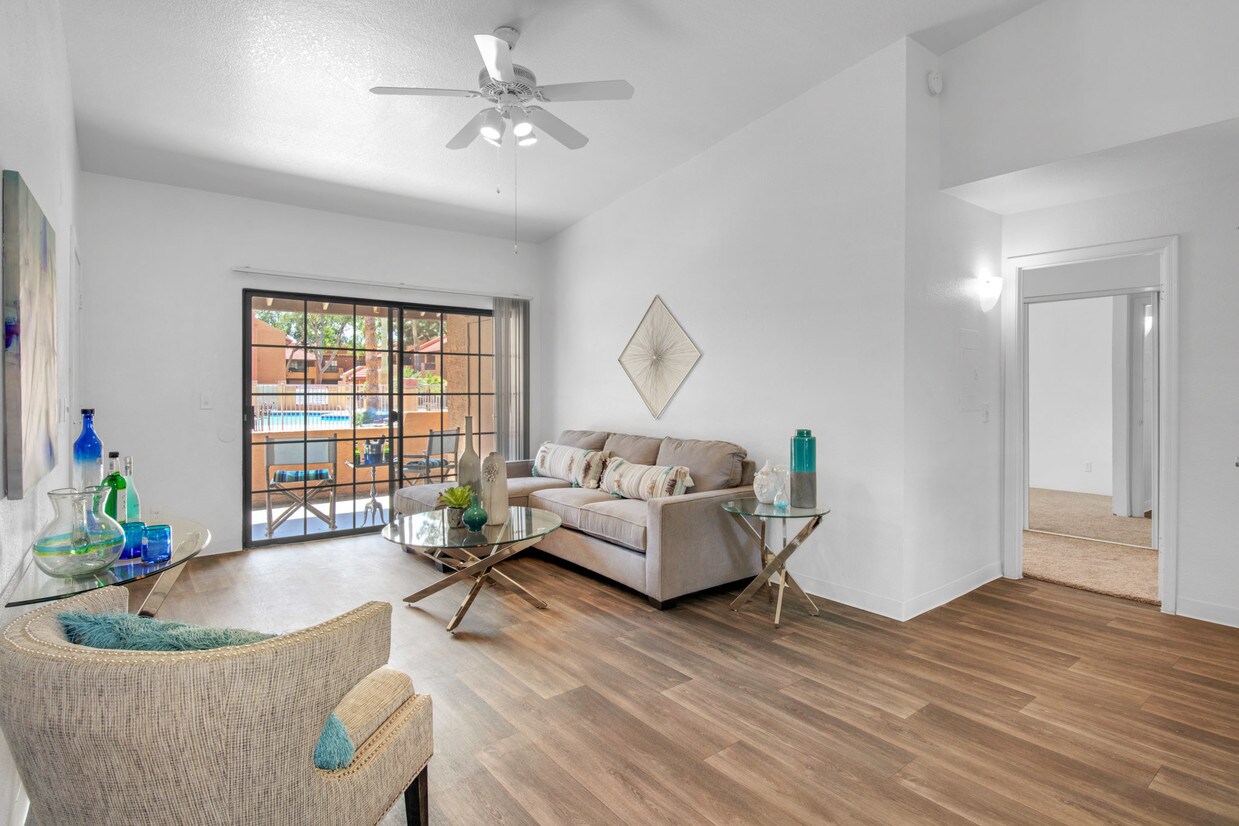 Diamonte on Bell Apartments in Phoenix, AZ