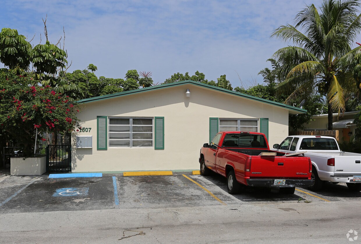 Foto del edificio - 1507 NE 5th Ave