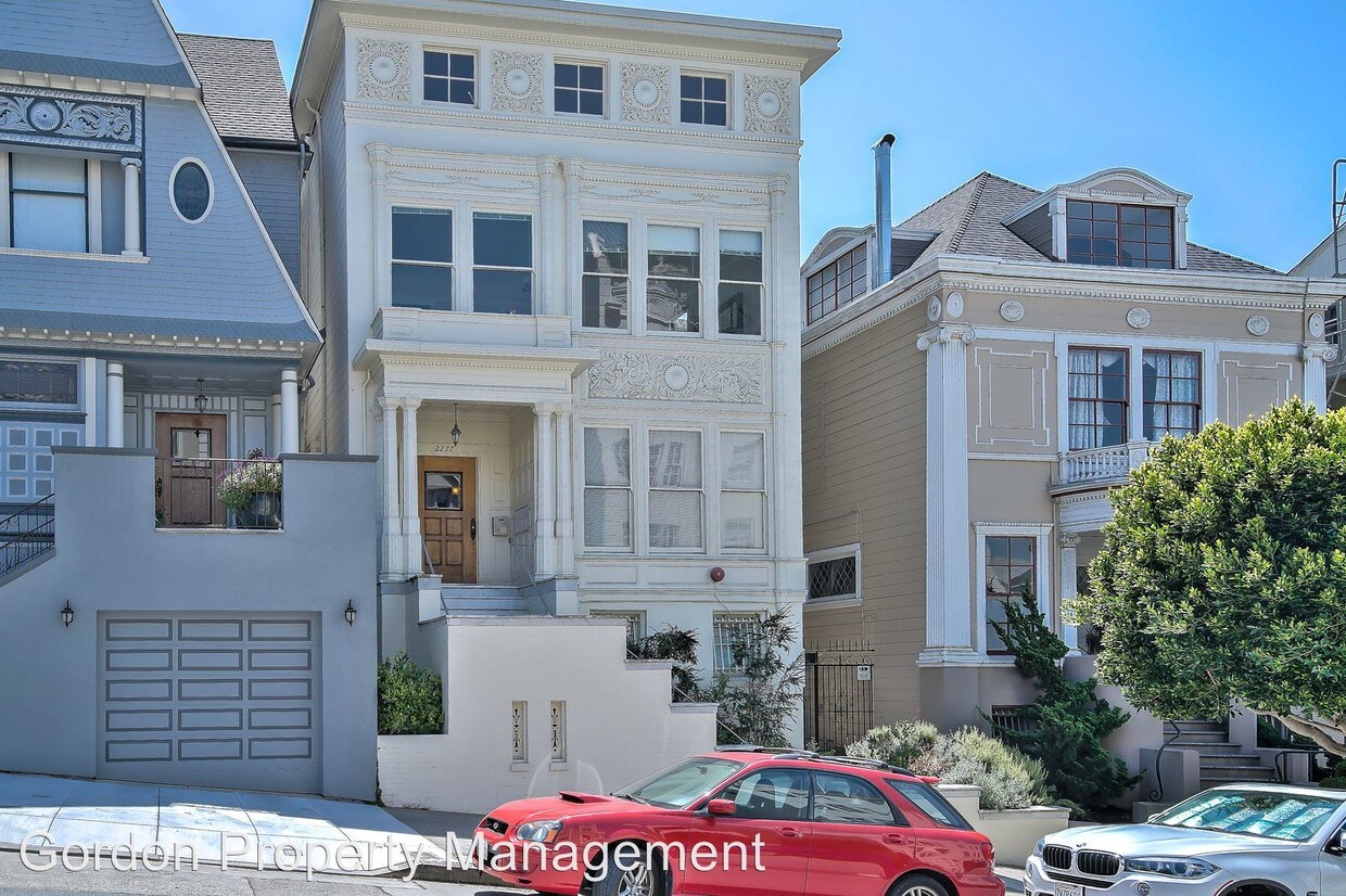 Primary Photo - 2277 Washington St