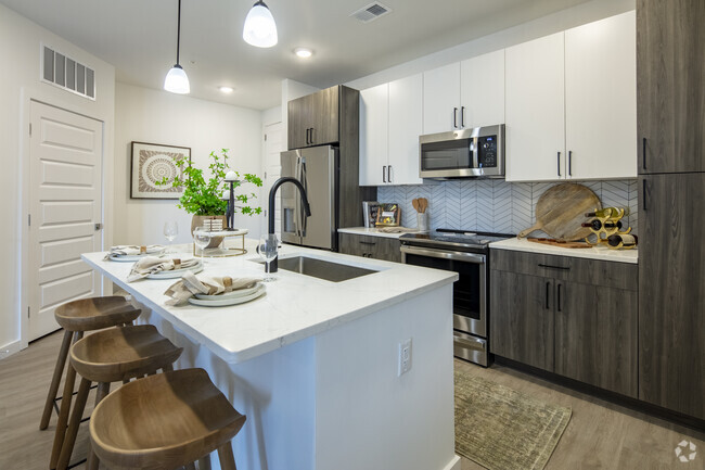 1BR, 1BA - 732SF - Kitchen - Stella at Five Points