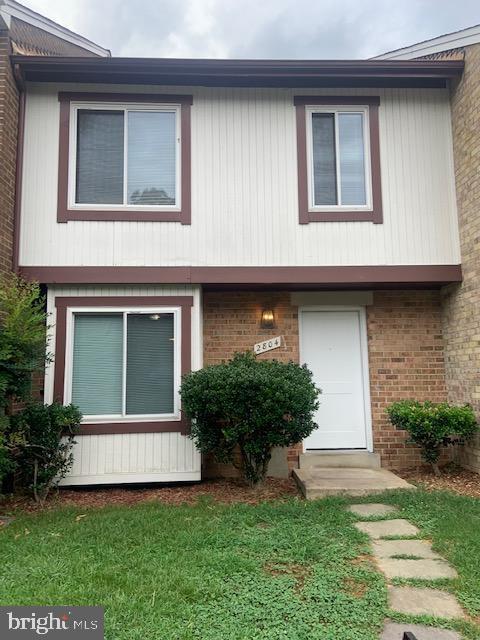 Building Photo - 2804 Cambridge Dr
