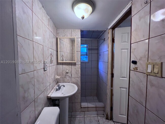 Foto del edificio - 12600 Country Club Ln