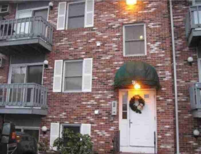 Primary Photo - 200 Manville Hill Rd