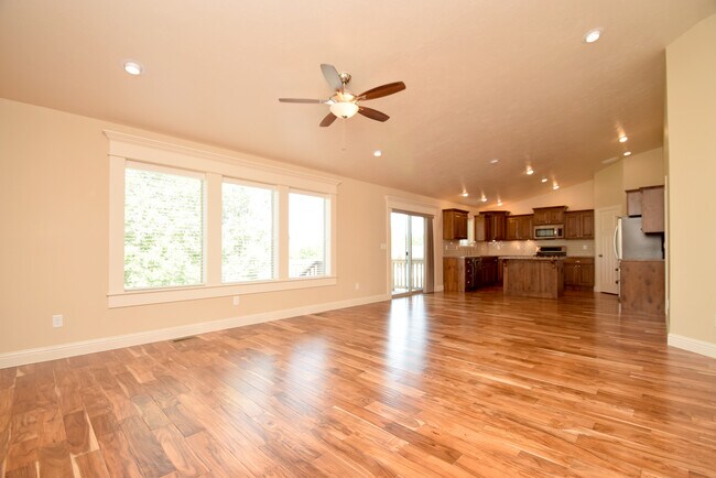 Foto del edificio - 5547 Cory Ln