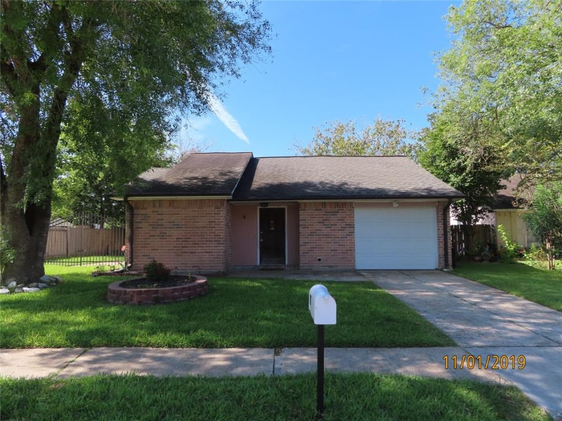 Foto principal - 1411 Warwick Walk Ln