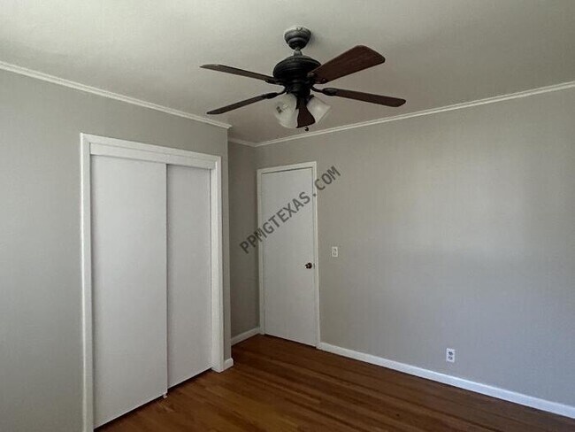 Foto del edificio - 6931 E 6th St. Tulsa, OK 74112