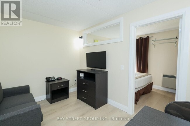 Building Photo - 4029 River Rd