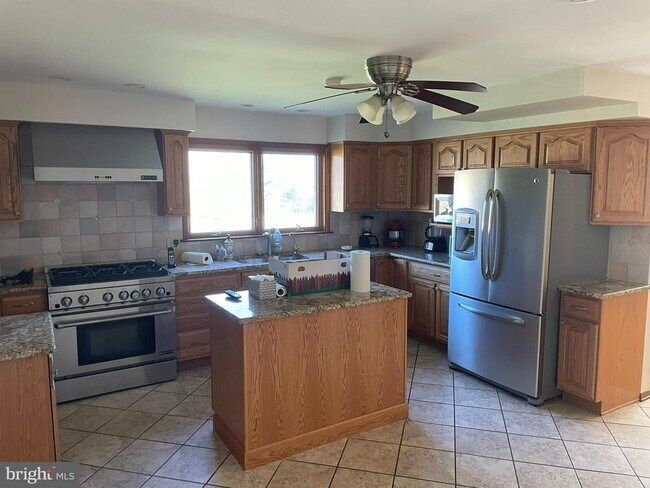 Foto del edificio - 1306 Hawthorne Ln