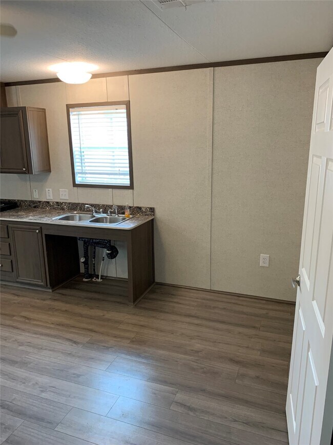 Foto del edificio - 3621 County Rd 161