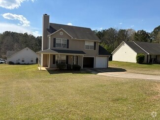 Building Photo - 8261 Sunnydale Ln