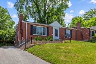 Building Photo - 7812 Drexel Dr