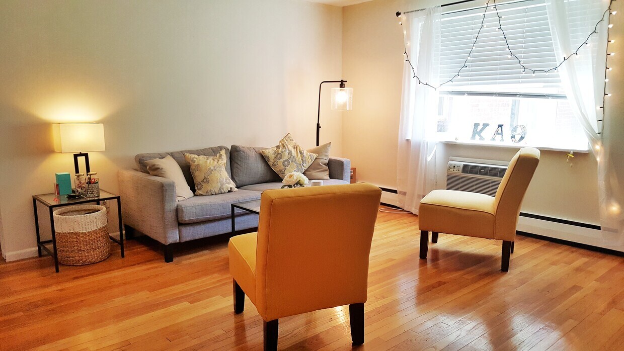 Foto principal - 47 Colborne Rd