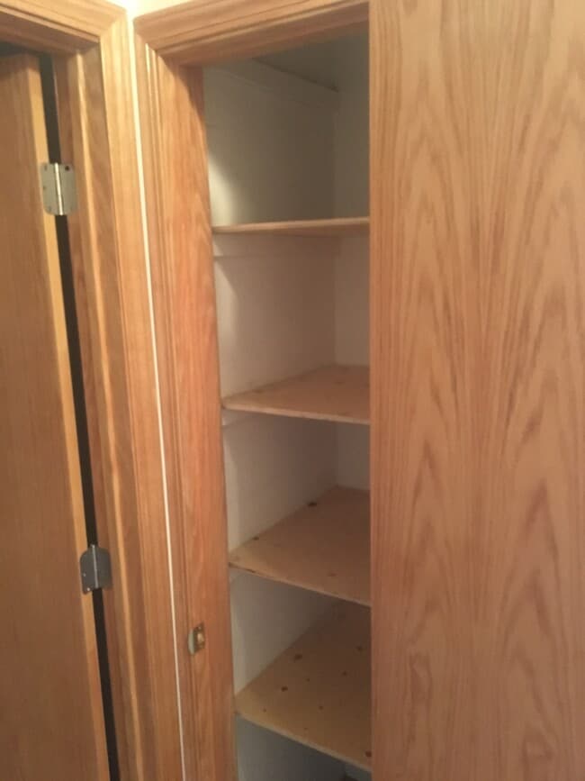 Closet - 500 E Thomas St