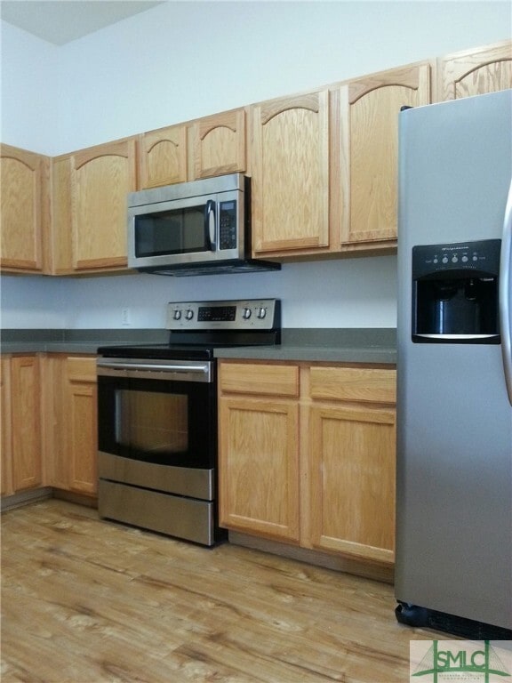 Building Photo - 4009 Winfield Dr