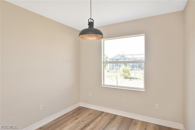 Foto del edificio - 1906 Northwest 28th Ave