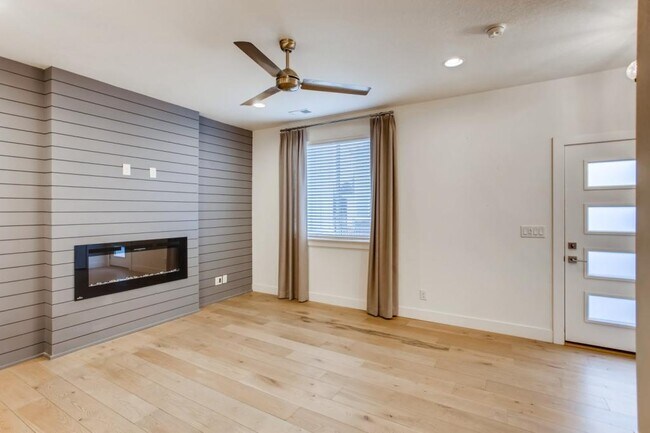 Foto del edificio - 780 Stonebridge Dr
