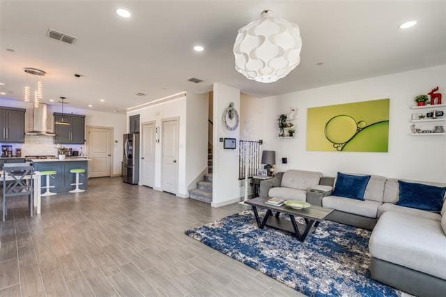 Building Photo - 515 Wellborn Dr