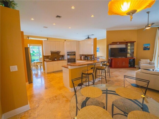 Foto del edificio - 20107 Ocean Key Dr