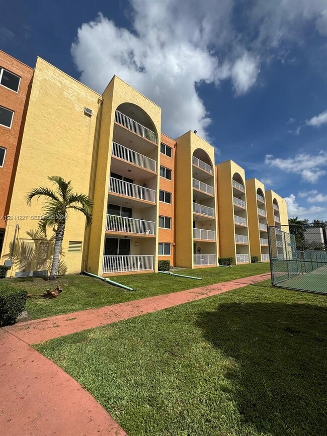 Building Photo - 7010 NW 186th St