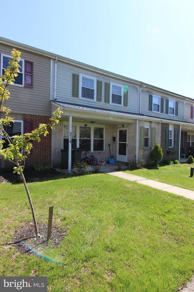 Foto del edificio - 214 Jefferson Ct