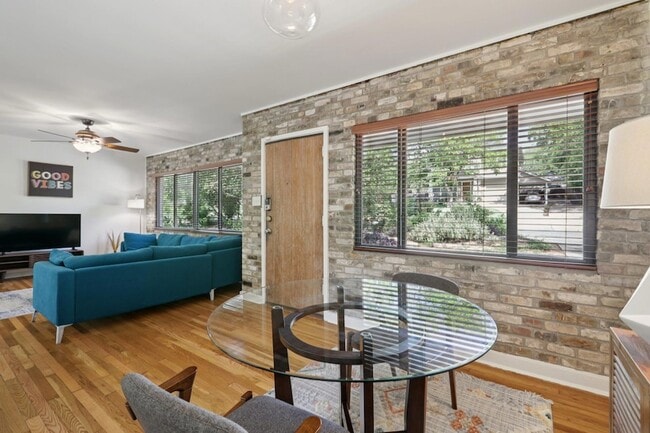 Foto del edificio - 3901 Cherrywood Rd