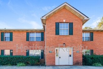 Building Photo - 4207 Iona Way