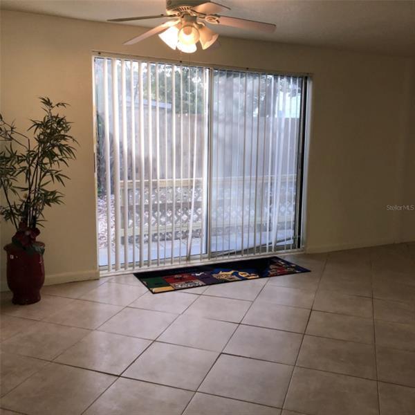 Foto del edificio - 1225 1/2 27th St N