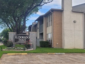 Building Photo - 260 El Dorado Blvd