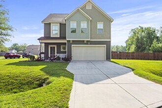 Building Photo - 401 Hope Ct