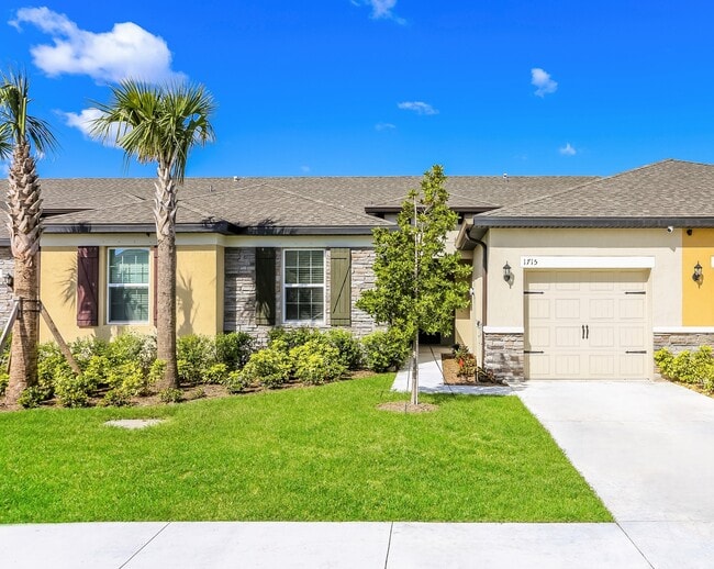 Building Photo - 1715 Party Pl