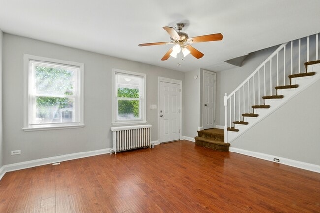 Building Photo - 5306 Ready Ave