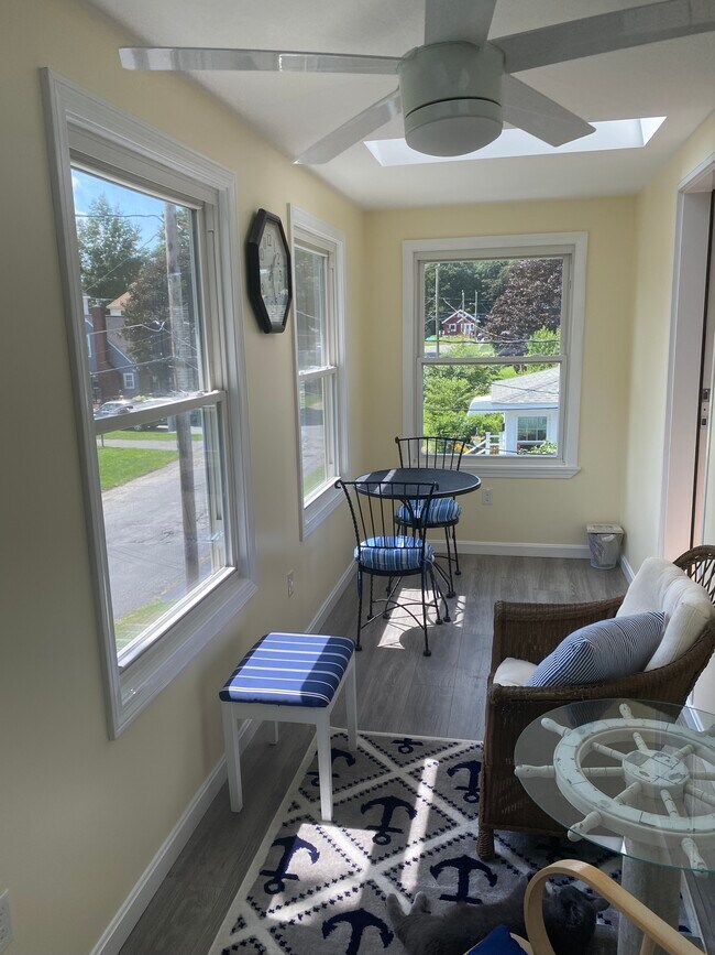 30 Woodbine Ave Unit 30 Woodbine, Pittsfield, MA 01201 Apartments in