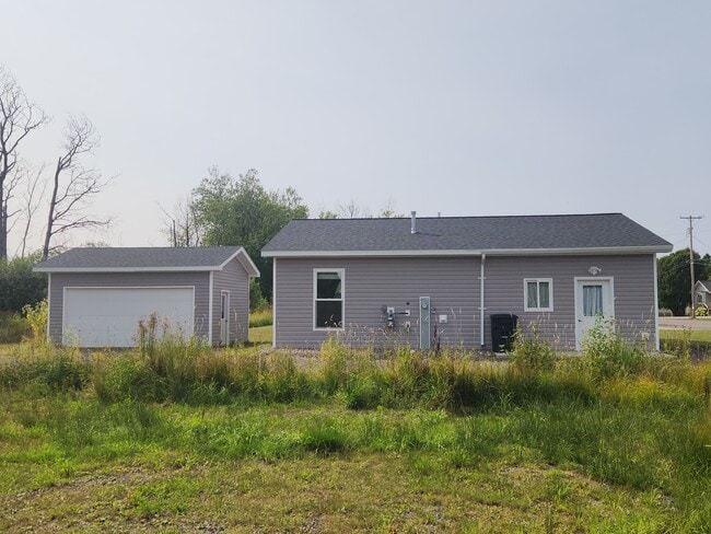 Building Photo - 17363 Atlantic