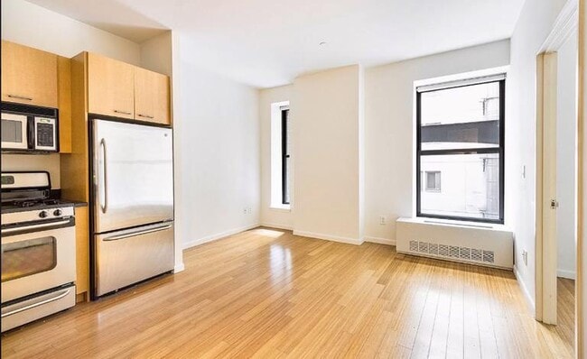 Building Photo - 1 bedroom in NEW YORK NY 10280