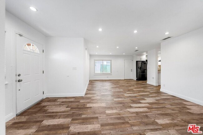 Foto del edificio - 1231 W 87th St