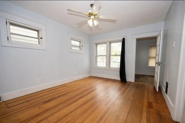 Building Photo - 108 David Ave