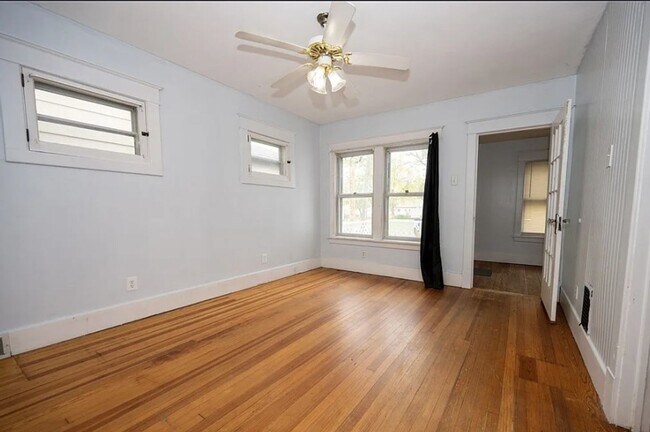 Foto del edificio - 108 David Ave