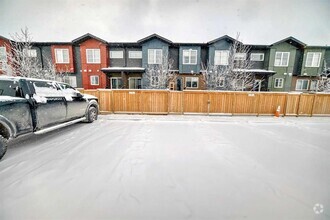 Building Photo - 144 Red Embers Gate NE