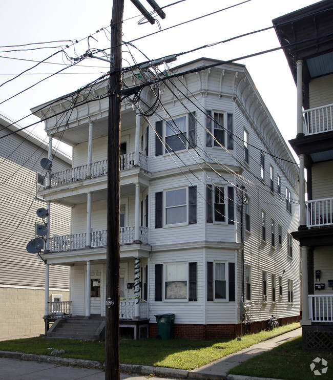 Building Photo - 172-174 Pine St