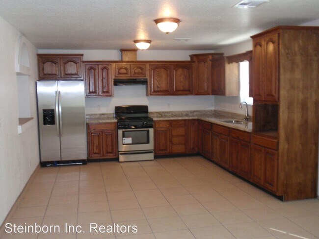 Building Photo - 3 br, 2 bath House - 137 Valle Vista