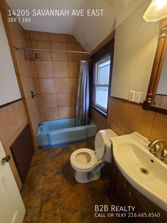 Building Photo - 14205 Savannah Ave