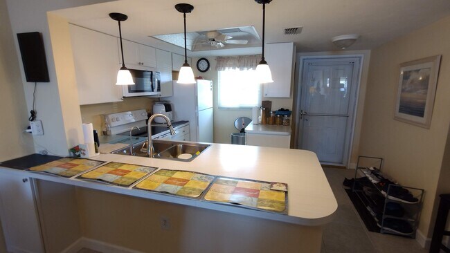 Building Photo - 25275 Rampart Blvd