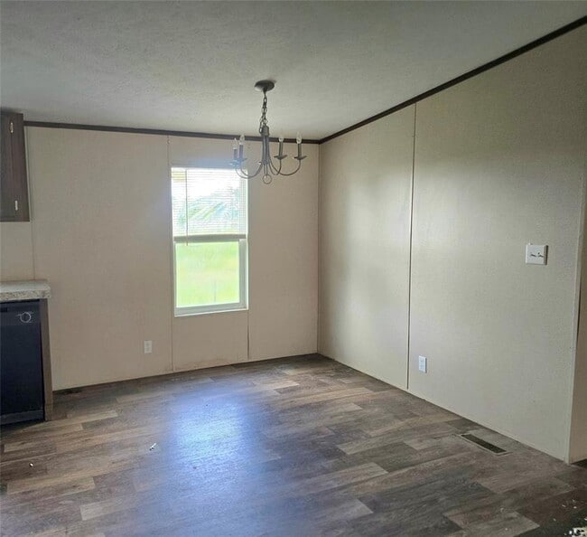 Building Photo - 195 Rd 5255