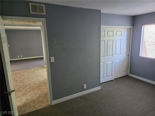 Foto del edificio - 5060 Indian River Dr