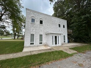 Building Photo - 7709 IN-23