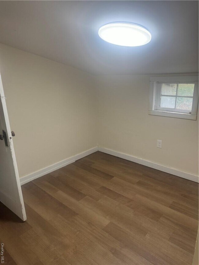 Building Photo - 8834 US-209