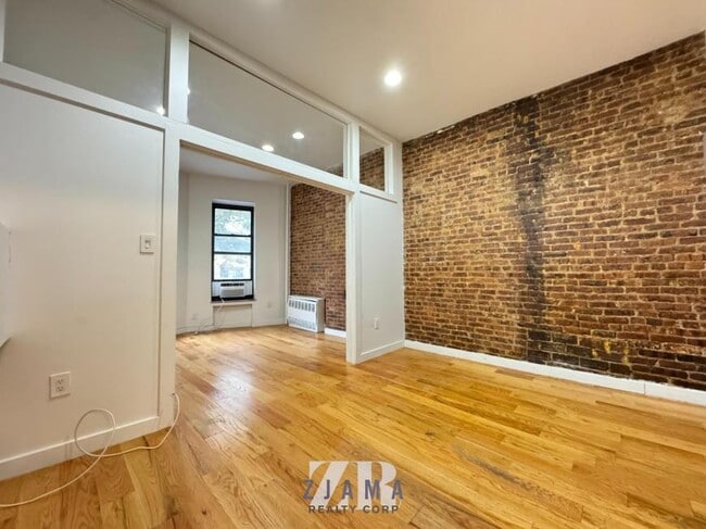 Building Photo - 1 bedroom in Brooklyn NY 11216