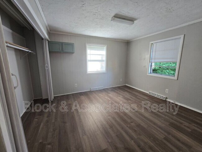 Building Photo - 3308 Archdale Rd